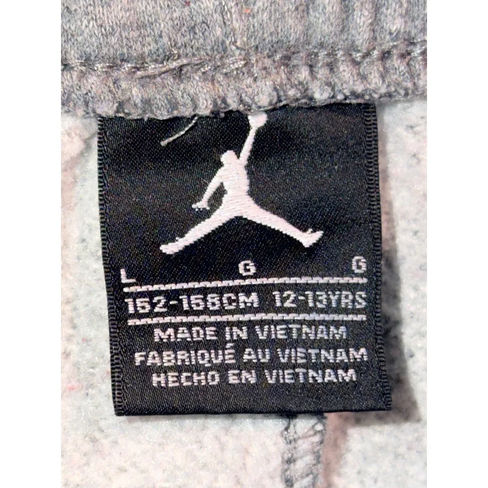 Kids Jordan‎ Gray Jogger Sweatpants (25X25) Size Large 12-13 Years Jumpman Logo